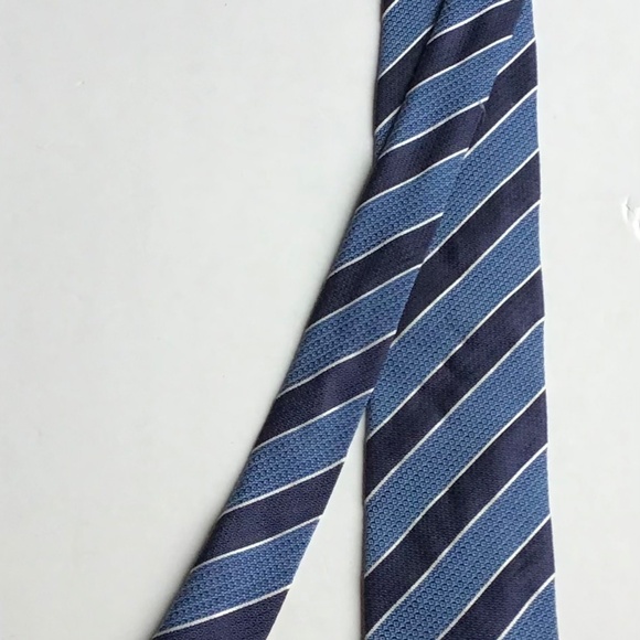 Eton classy navy & blue  striped  textured silk & cotton tie made in Italy 🇮🇹 - Picture 6 of 6